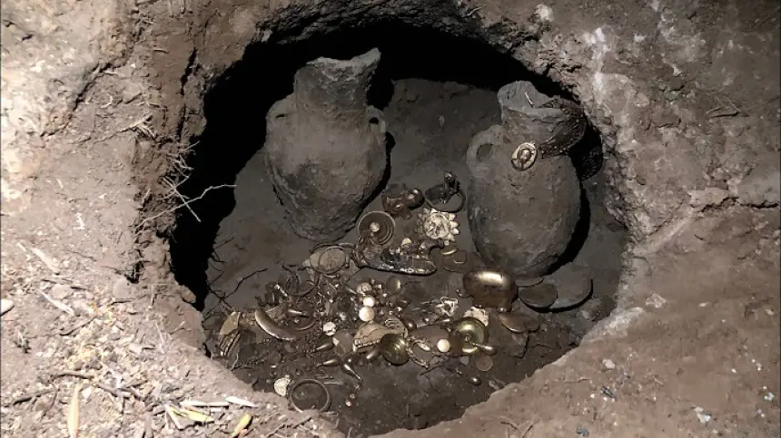 اعتقال 7 أشخاص متلبسين بالتنقيب واستخراج كنز بالرحامنة